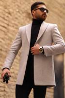 Men's cashmere coat with two simple buttons
